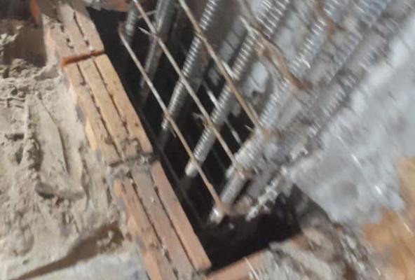 TRỤ CỘT NHÀ 25x500 CHO NHÀ 8 TẦNG